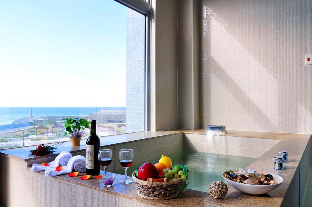 Jinshan Sakura Bay Hot Spring Hotel Ngoại thất bức ảnh