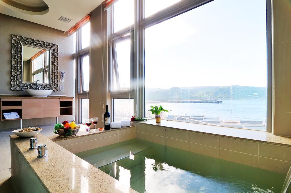 Jinshan Sakura Bay Hot Spring Hotel Ngoại thất bức ảnh